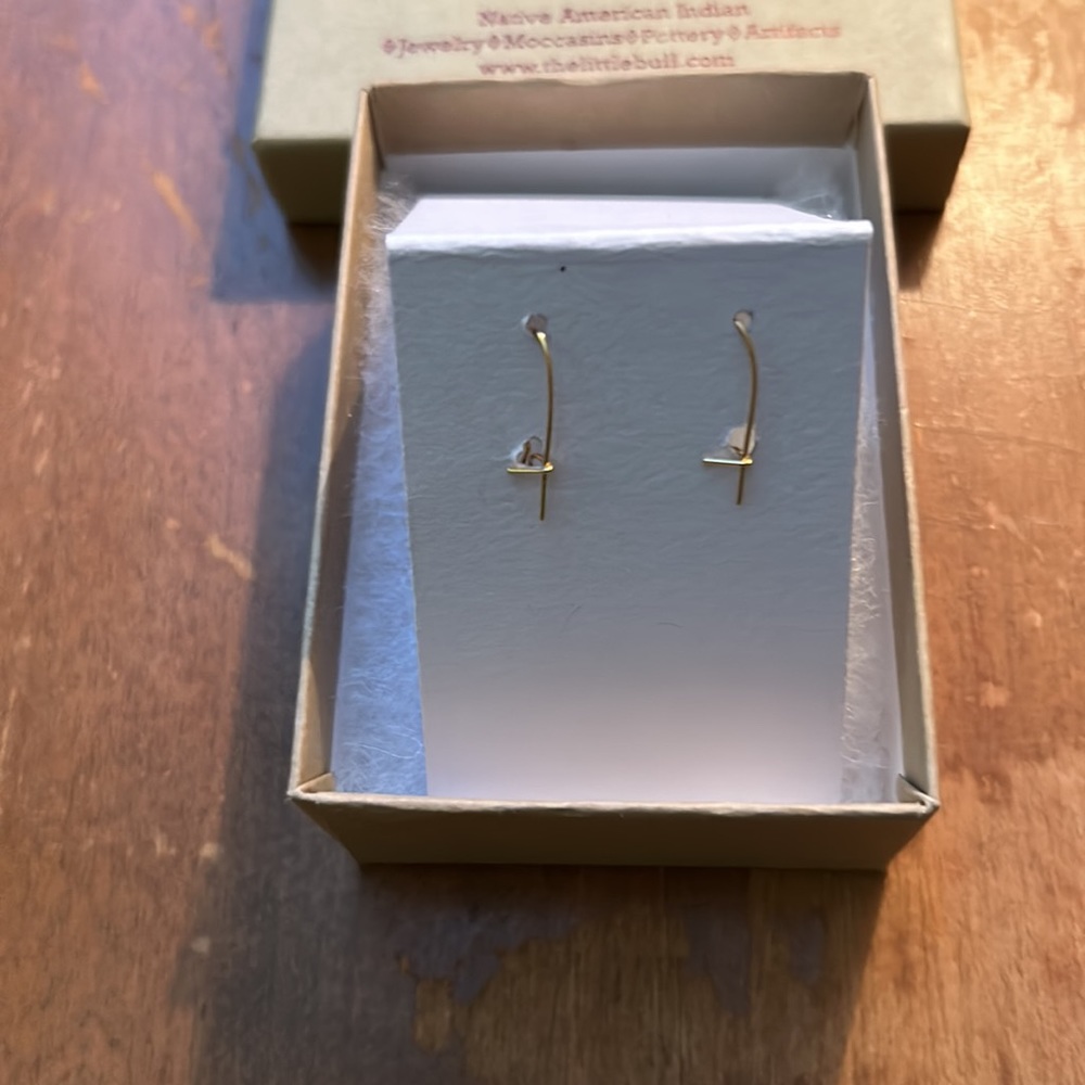 Earrings - Picture 4 of 4